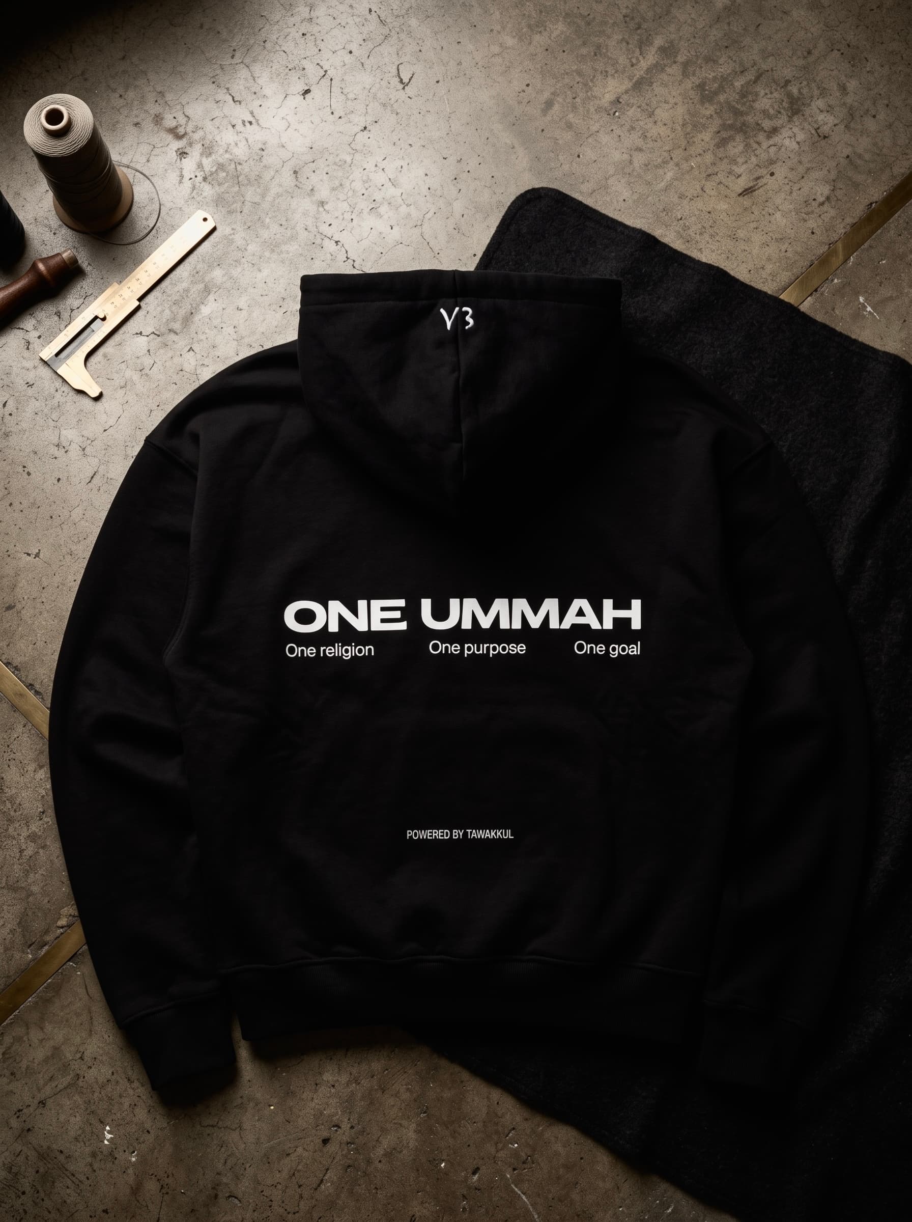 ONE UMMAH ZIP HOODIE 5